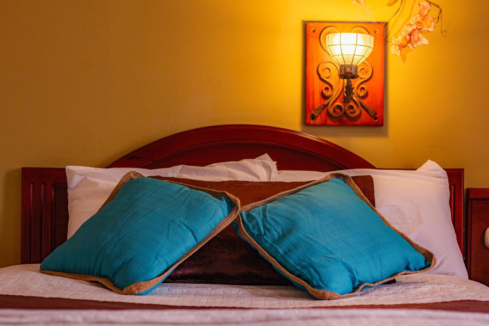 Hotel Campanario Cuenca Ruang foto