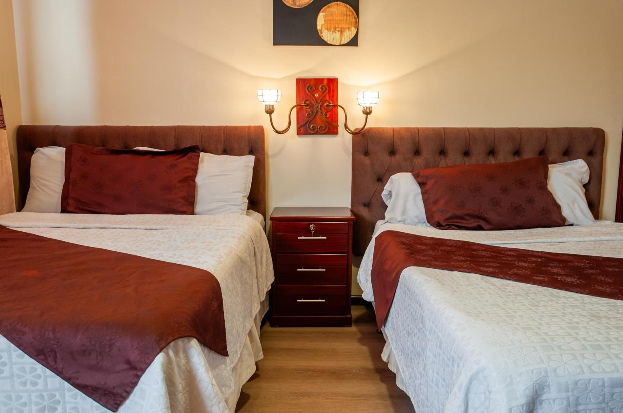 Hotel Campanario Cuenca Bagian luar foto